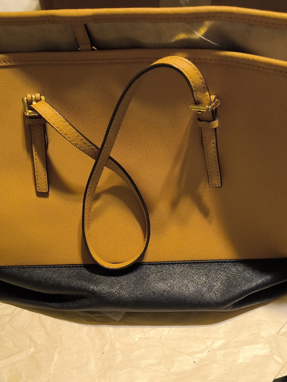 ✨ Low Start ✨Michael Kors Tote Bag - Picture 3 of 10